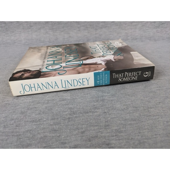 🍭 3/$10 Johanna Lindsey: That Perfect Someone- Malory-Anderson Families #10 - Picture 1 of 4